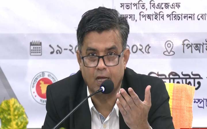 প্রধান উপদেষ্টার সফরসঙ্গী নিয়ে টিআইবির বিবৃতি ভুল: প্রেস উইং